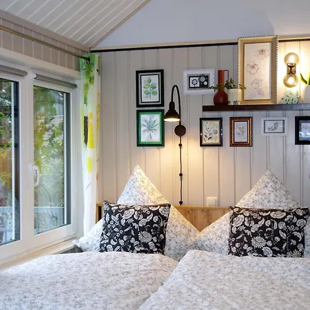 בית נופש Tinylausitz Mit Kamin Und Sauna